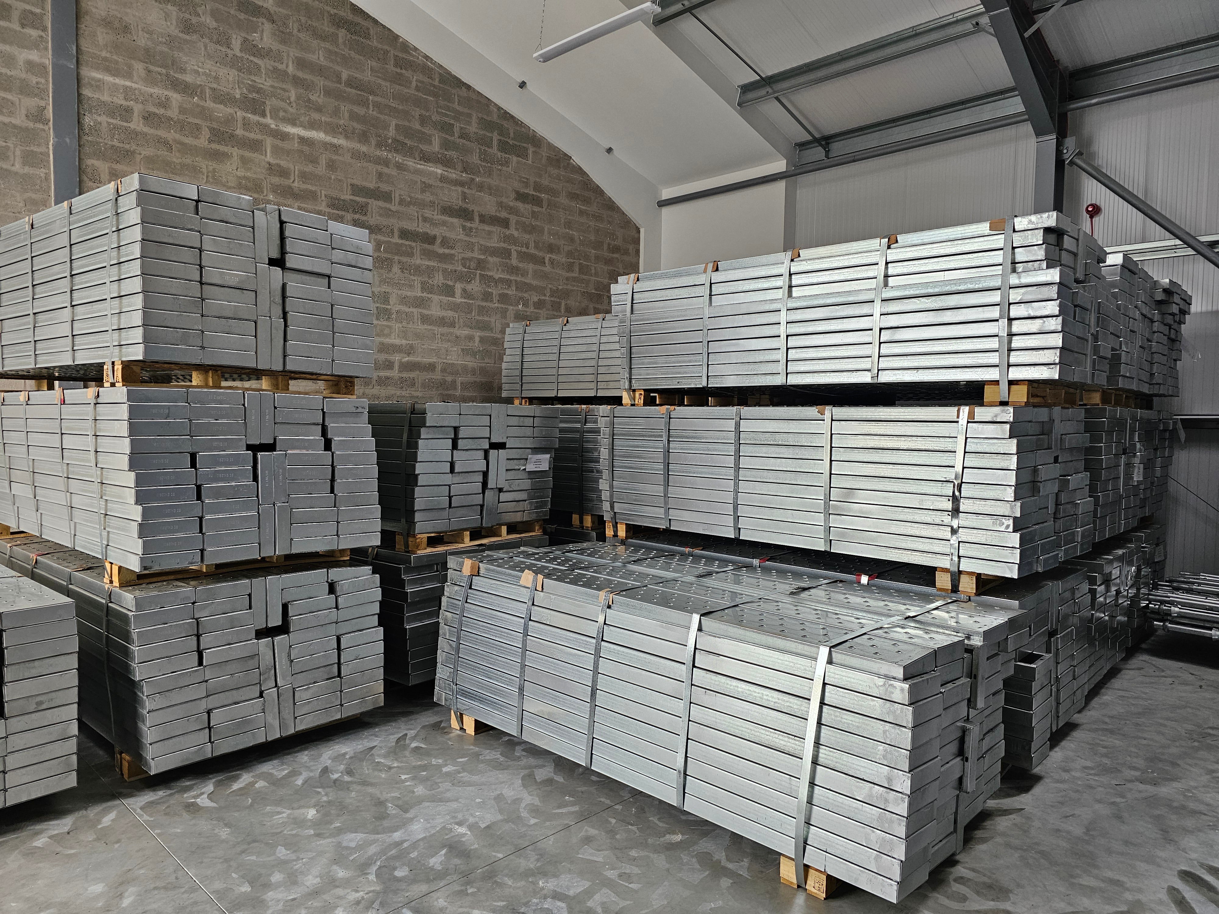 50 pack 2.45m (8FT) Cuplock Galvanised Steel Batten – Scaff Buddy