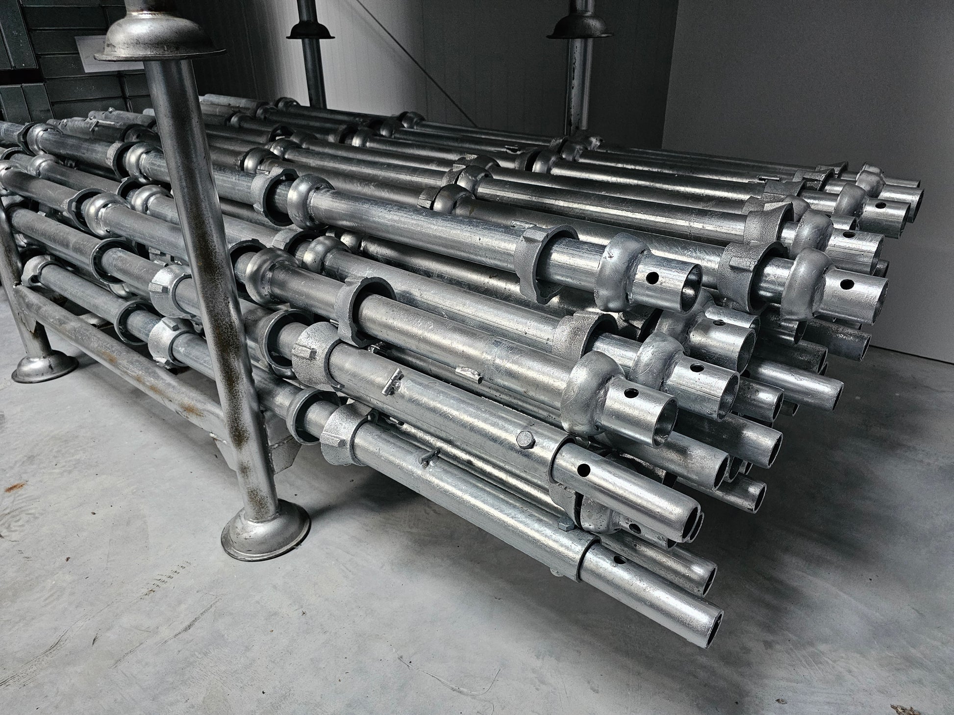 Cuplock Standard with Spigot - 2.0m