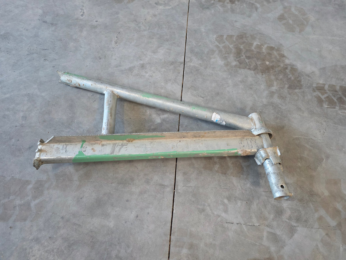 Cuplock 3 Board Omega Hop Up Bracket - used